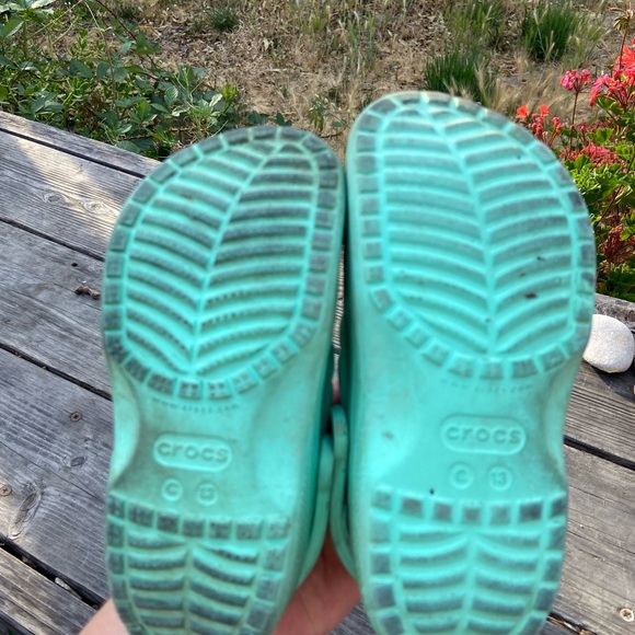 Cute Ariel Crocs, size C13 - Picture 4 of 4